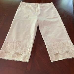 Soft Surroundings embroidered floral cream cropped pants